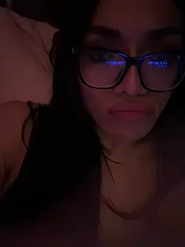 Chat XXX en directo de NaughtyAsian25