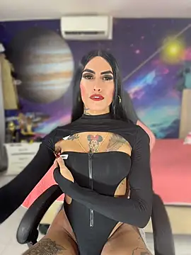 Nella_Dolls Adlı Modelin Canlı XXX Sohbeti