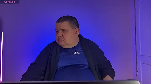  Онлайн чат XXX BIGBOSSDADDYX