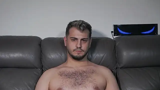 Chat XXX en directo de CrazyDom1
