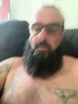 alphareign85's Webcam Show