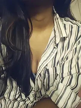 دردشة _Sexy_Lilly_ الجنسية المباشرة