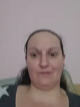 BustyLadyAlma Chat XXX in diretta