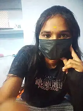 Tamil_SweetHeart élő XXX-chatje