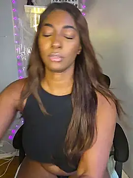 ddlynn 라이브 XXX 채팅