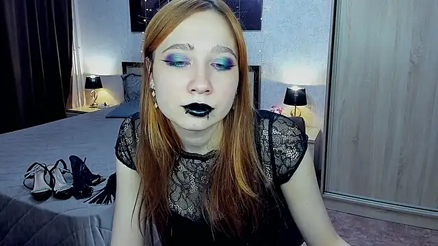 AdrianWild Adlı Modelin Canlı XXX Sohbeti