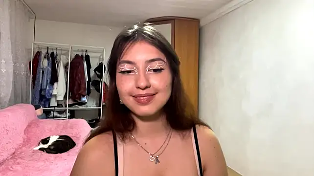 Онлайн чат XXX Soremi