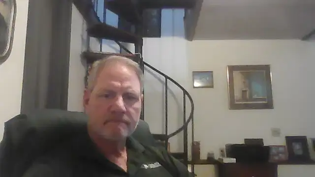 Muffsfriend8364 Chat XXX in diretta