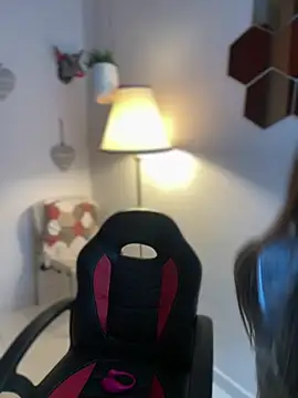 Živý XXX chat Emilia_Bakerr