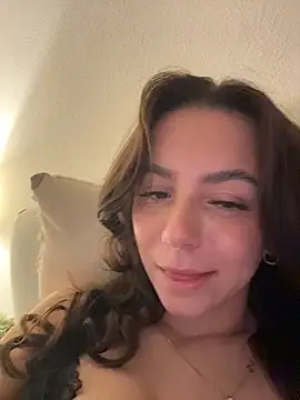 Cherry-Bean's Live XXX Chat