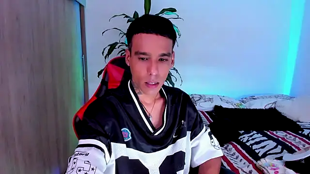 Damianwhiten Live XXX chat