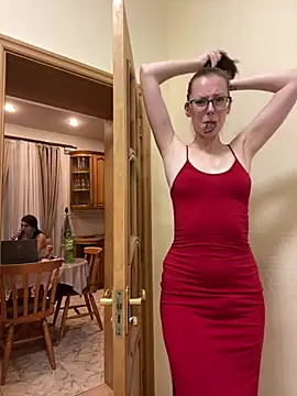 RussianGirls_ XXX чат на живо
