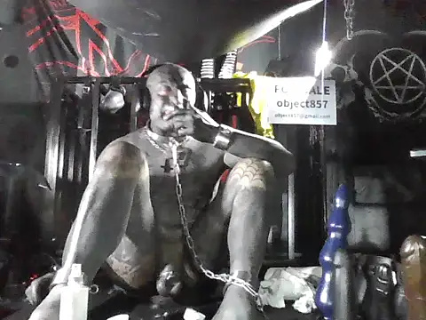 wormobject's Live XXX Chat