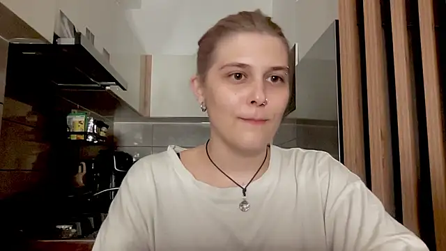 دردشة Ella_Bloom الجنسية المباشرة