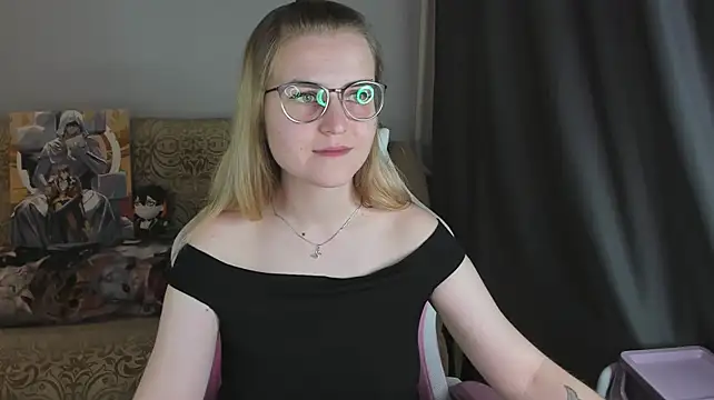 MissBrightShine Live XXX-Chat
