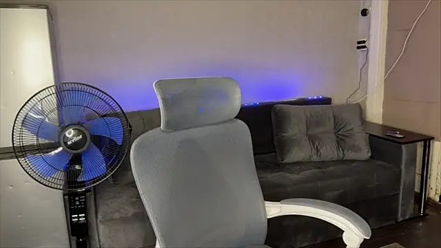 Chat +18 de Nikclak ao vivo