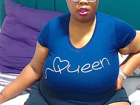 Chat XXX en directo de BUSTYTUMIXX23