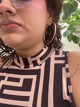 EMILYY_FOXY Obrolan Langsung XXX