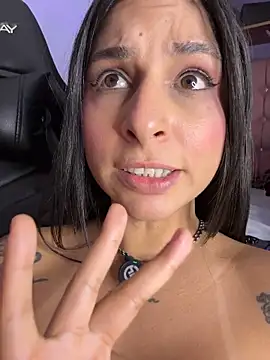 charlotte_stevenss_ Chat XXX in diretta