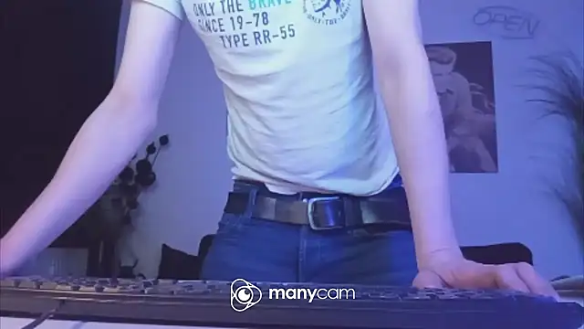 Вебкам-шоу der_dino30