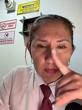Chat XXX en directo de kimmy_fox_