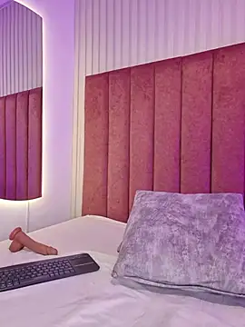 Živý XXX chat LiaMontiel_