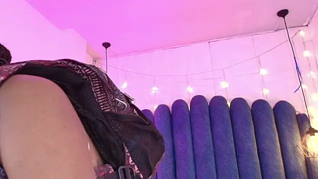 XXX chat uživo modela Queen_perla_