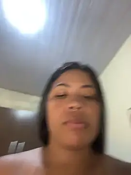 ZahraAmira_ Adlı Modelin Web Kamerası Şovu