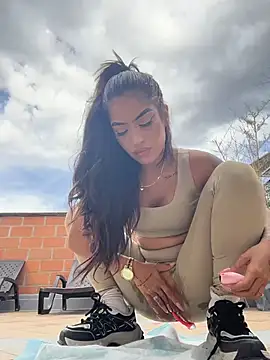 MystiqueXXX – Live XXX-chat