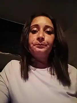 Chat +18 de Alina03210 ao vivo