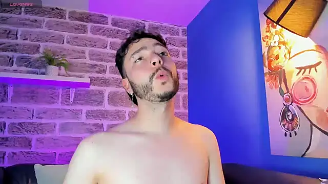 noah_ricci: απευθείας συνομιλία ΧΧΧ