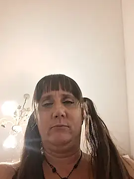 Chat XXX ao vivo de AliceLustInWonder