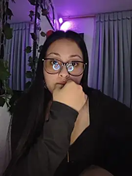 Bella-Gema's Live Chat Room