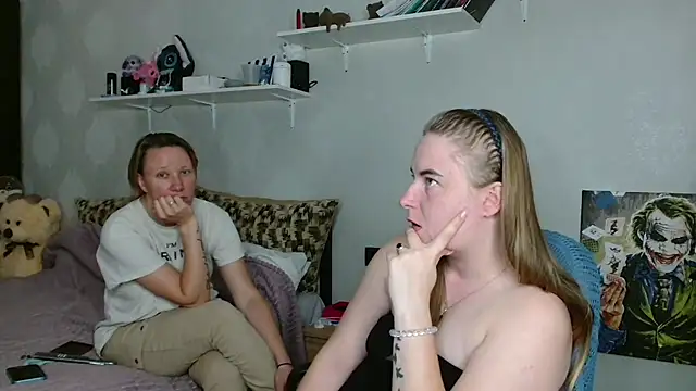 XXX chat uživo modela Aleks212026
