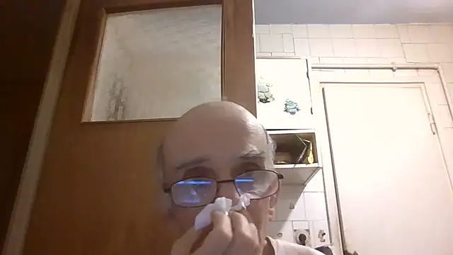 mariusica1@xhn Live XXX chat
