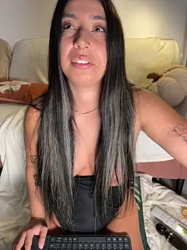 KimArts Chat XXX in diretta