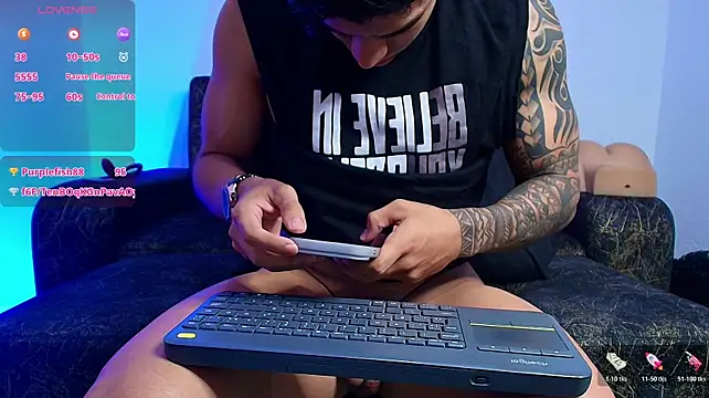 BrayaanFit's Live XXX Chat