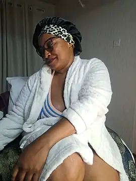 Goddess_of_Hearts' Live XXX Chat