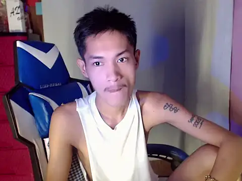 riks_tyler Live XXX Chat