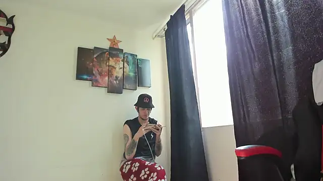 Jeff_Walton@xh's Live XXX Chat
