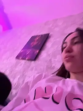 Chatroom XXX en direct de Sinful_Alex