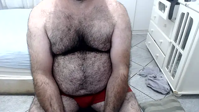 Show modela MysterBearMG na web-kameri