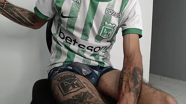 Czat XXX na żywo – bigdick_monster1