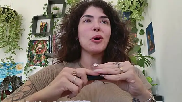 Chat +18 de TaliMajesty ao vivo