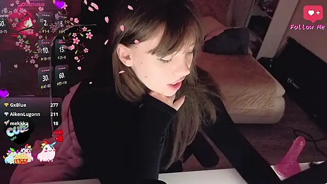 Chat +18 de Lunar_Bunny ao vivo
