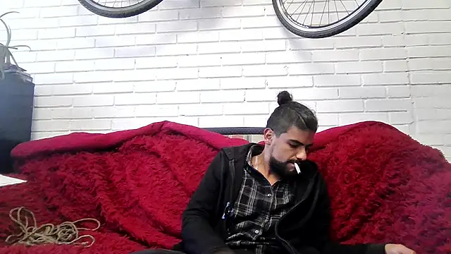 Chat +18 de JBond007BBC ao vivo