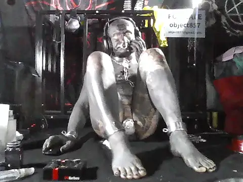 wormobject live XXX chat
