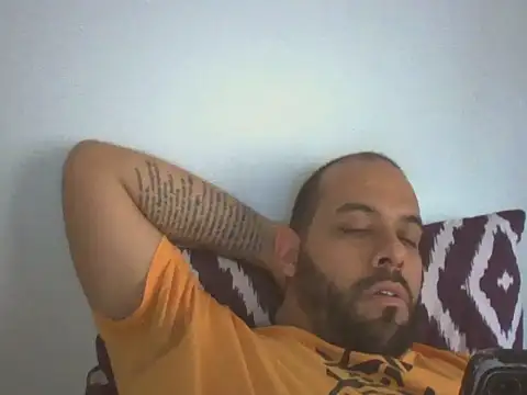 Carlos02145's Live XXX Chat