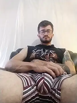 Loggan_donnelly's Live XXX Chat