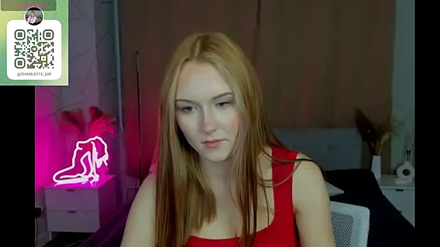 Charlotte_Smitee Chat XXX in diretta